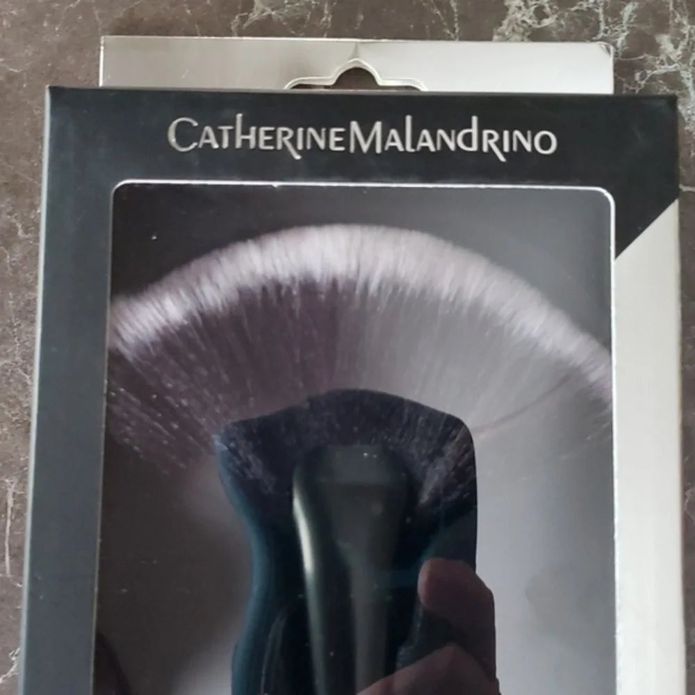 Professional fan brush‎